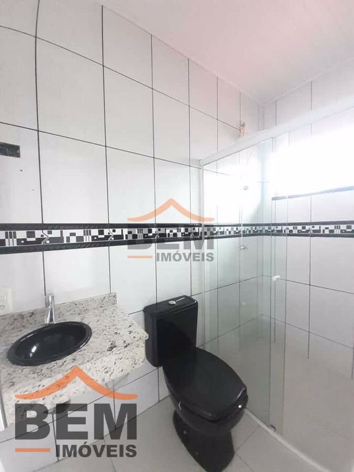 Casa para Locação com 3 quartos sendo 1 suíte, 3 vagas no bairro São Judas em Itajaí/SC
