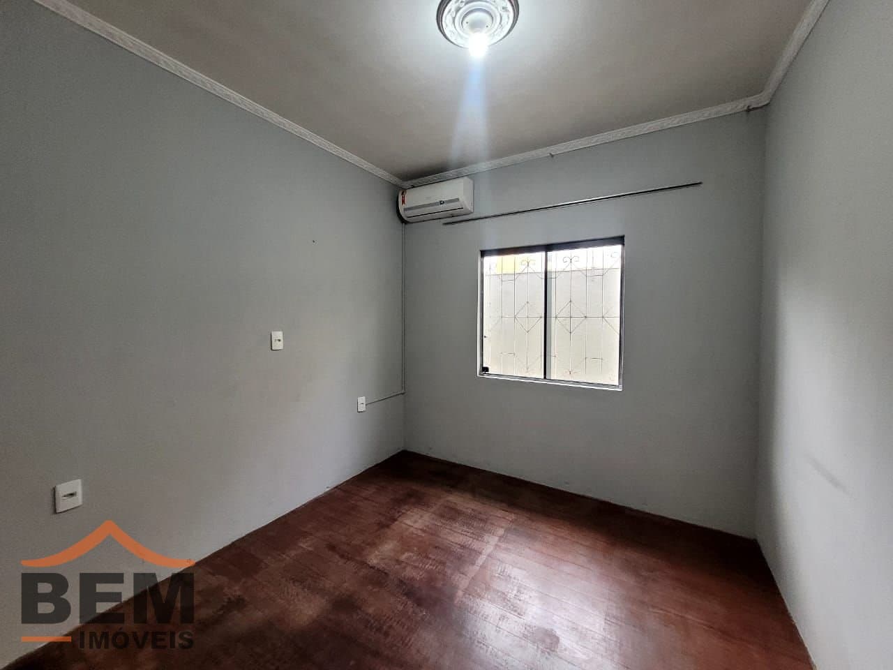 Casa para Locação com 6 quartos sendo 1 suíte, 1 vaga no bairro Fazenda em Itajaí/SC