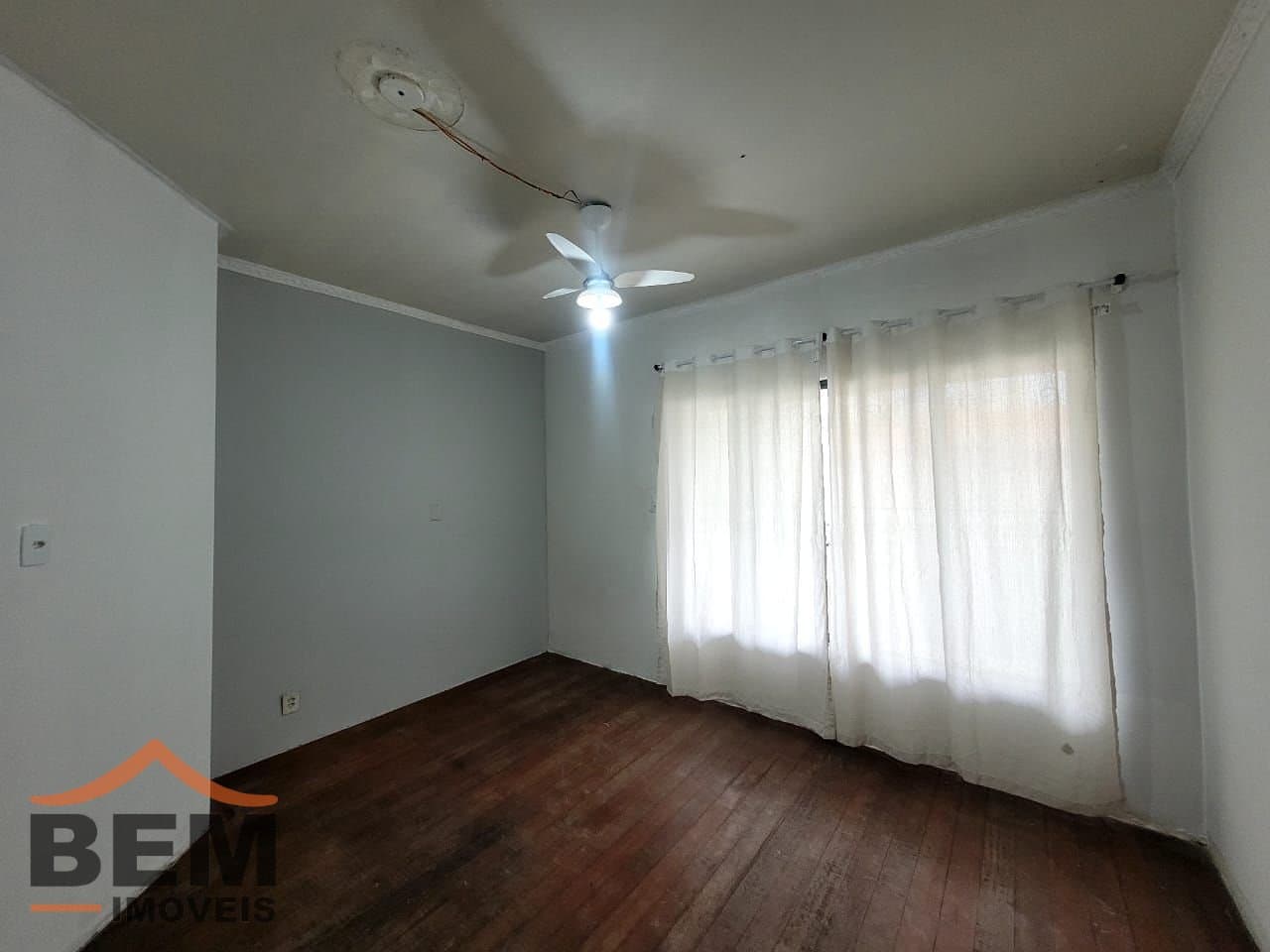 Casa para Locação com 6 quartos sendo 1 suíte, 1 vaga no bairro Fazenda em Itajaí/SC