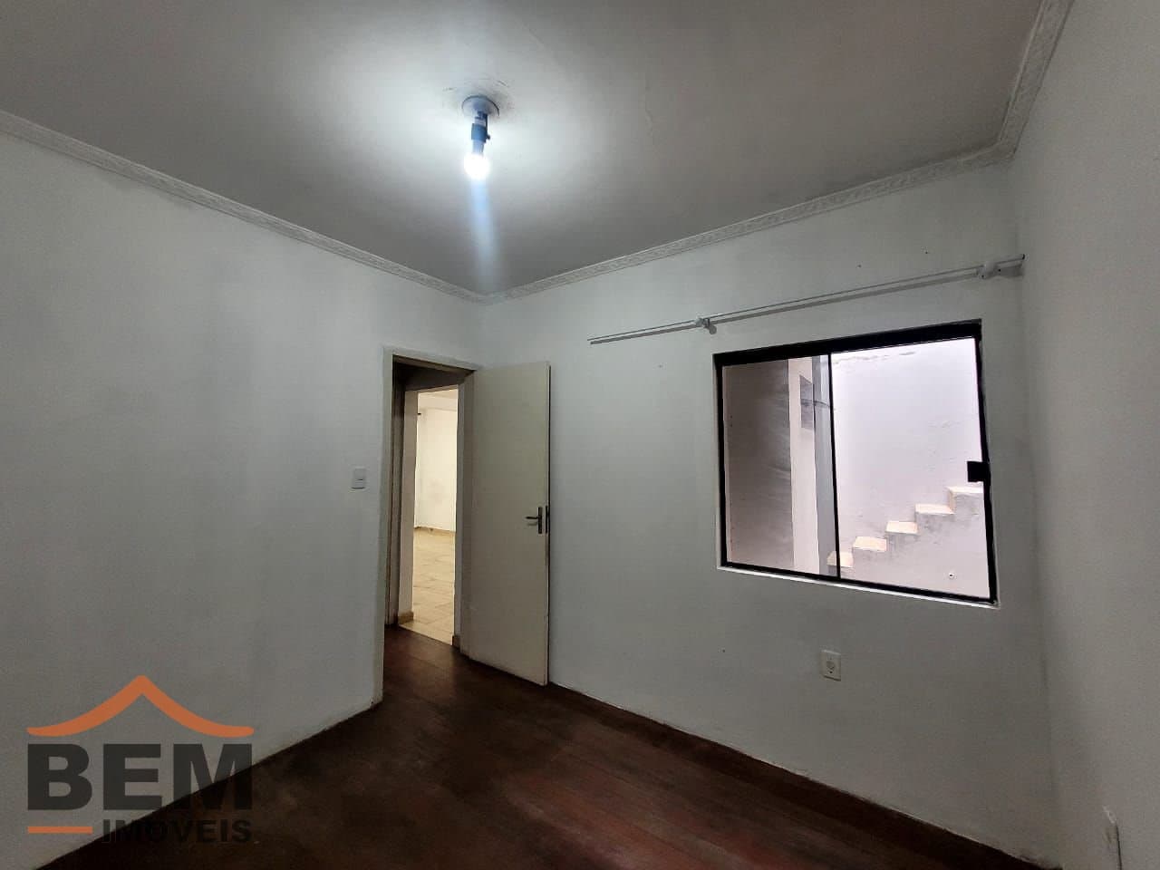 Casa para Locação com 6 quartos sendo 1 suíte, 1 vaga no bairro Fazenda em Itajaí/SC