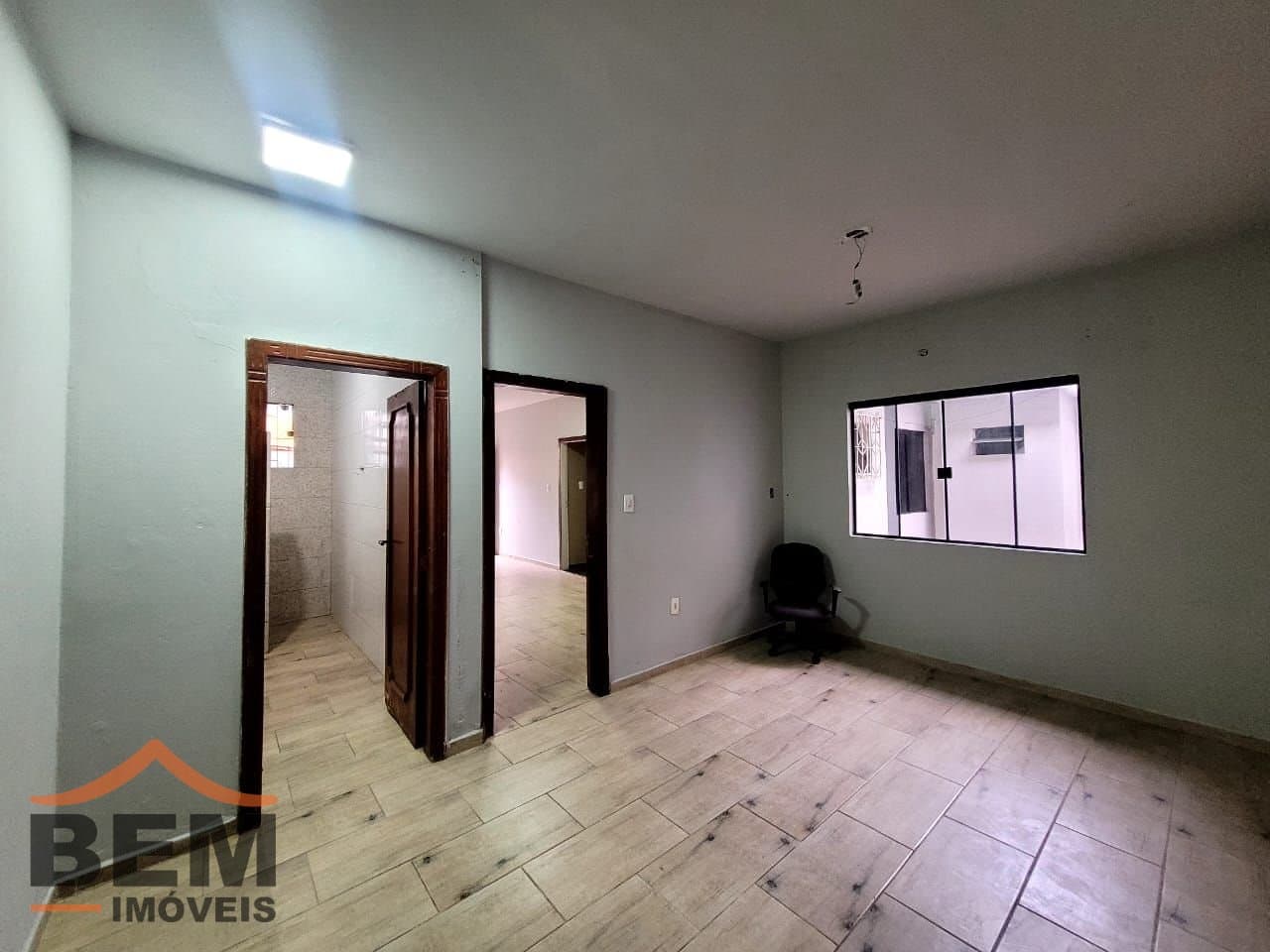 Casa para Locação com 6 quartos sendo 1 suíte, 1 vaga no bairro Fazenda em Itajaí/SC