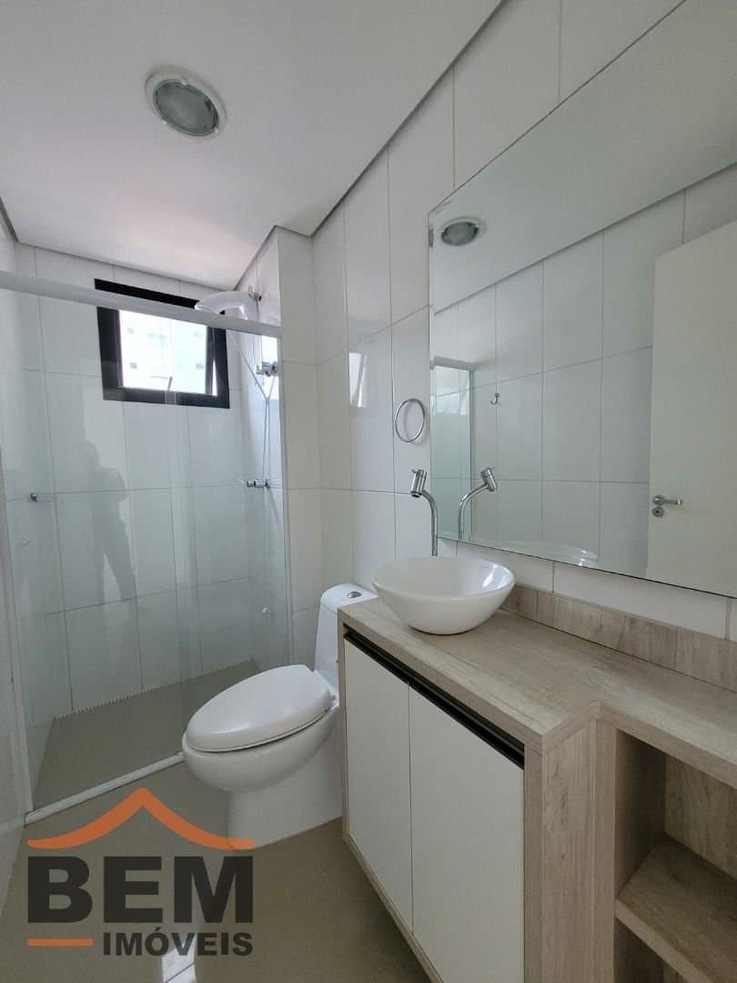 Apartamento para Locação com 3 quartos sendo 1 suíte, 2 vagas no bairro Fazenda em Itajaí/SC