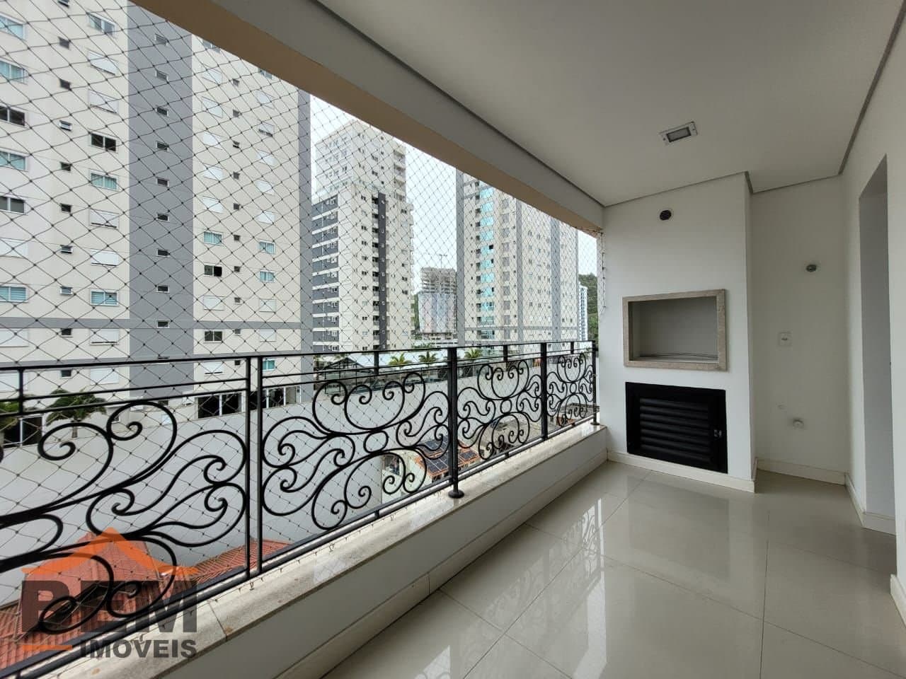 Apartamento para Locação com 3 quartos sendo 1 suíte, 2 vagas no bairro Fazenda em Itajaí/SC