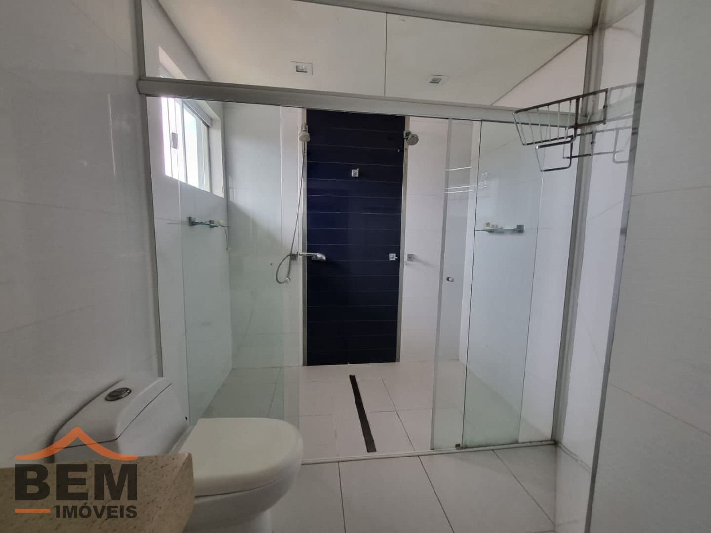 Casa para alugar com 3 quartos e 400 m² no bairro São João, em Itajaí