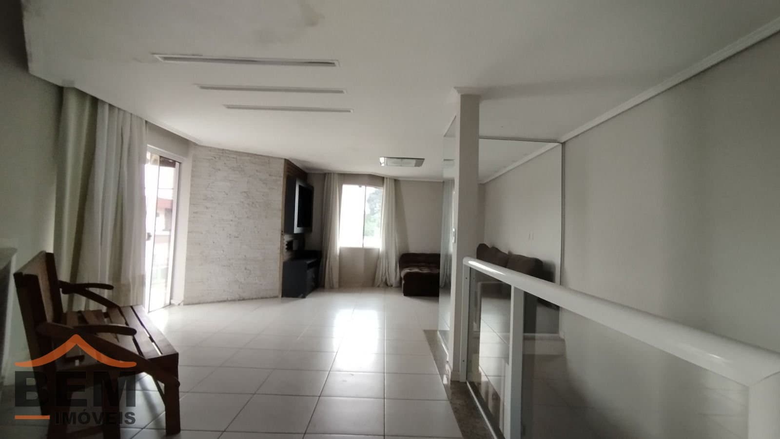 Casa para alugar com 3 quartos e 400 m² no bairro São João, em Itajaí