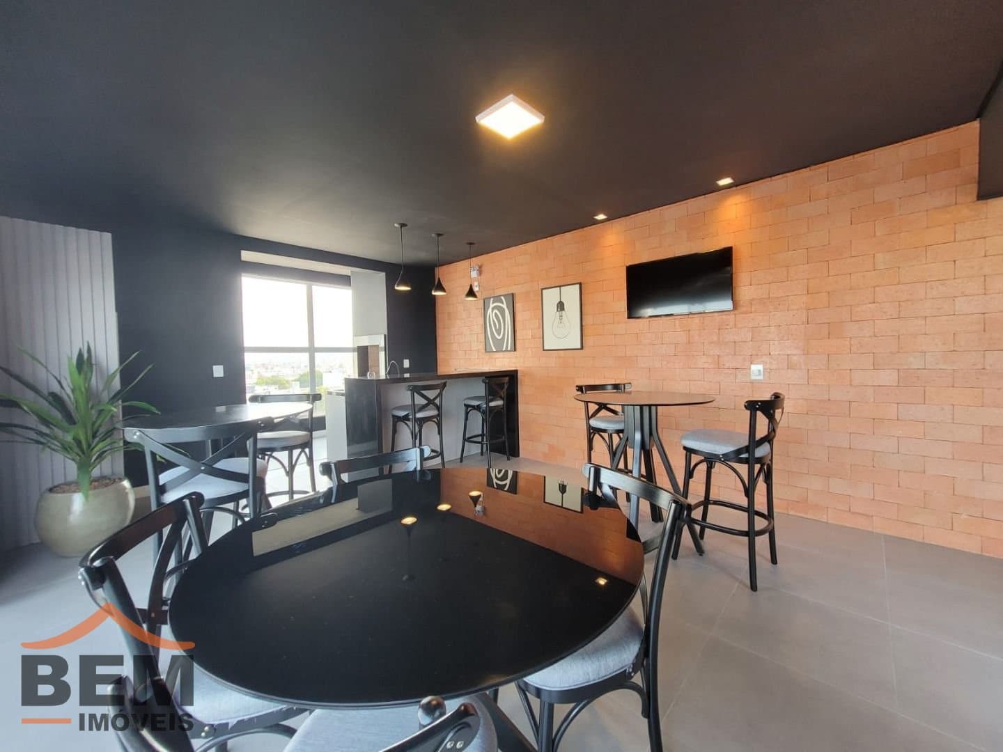 APARTAMENTO SEMI MOBILIADO PARA LOCAÇÃO NO BAIRRO SÃO VICENTE: 12 - ESPAÇO GOURMET