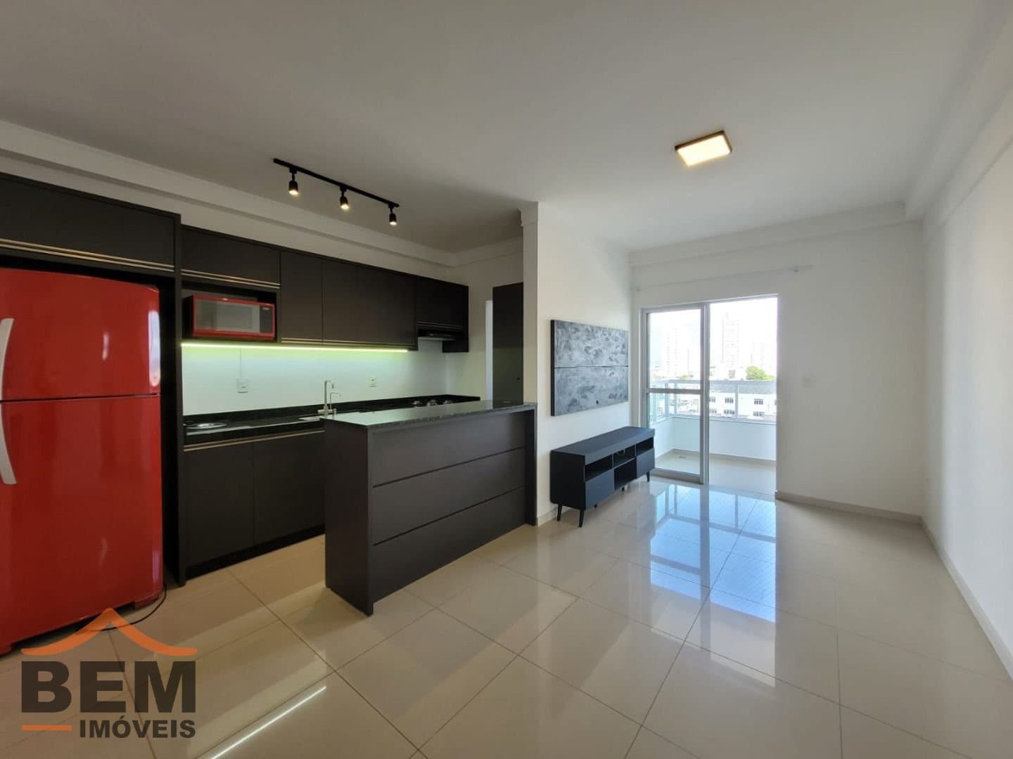 Apartamento para Locação com 2 quartos e 87m² no bairro Vila Operária, em Itajaí - SC