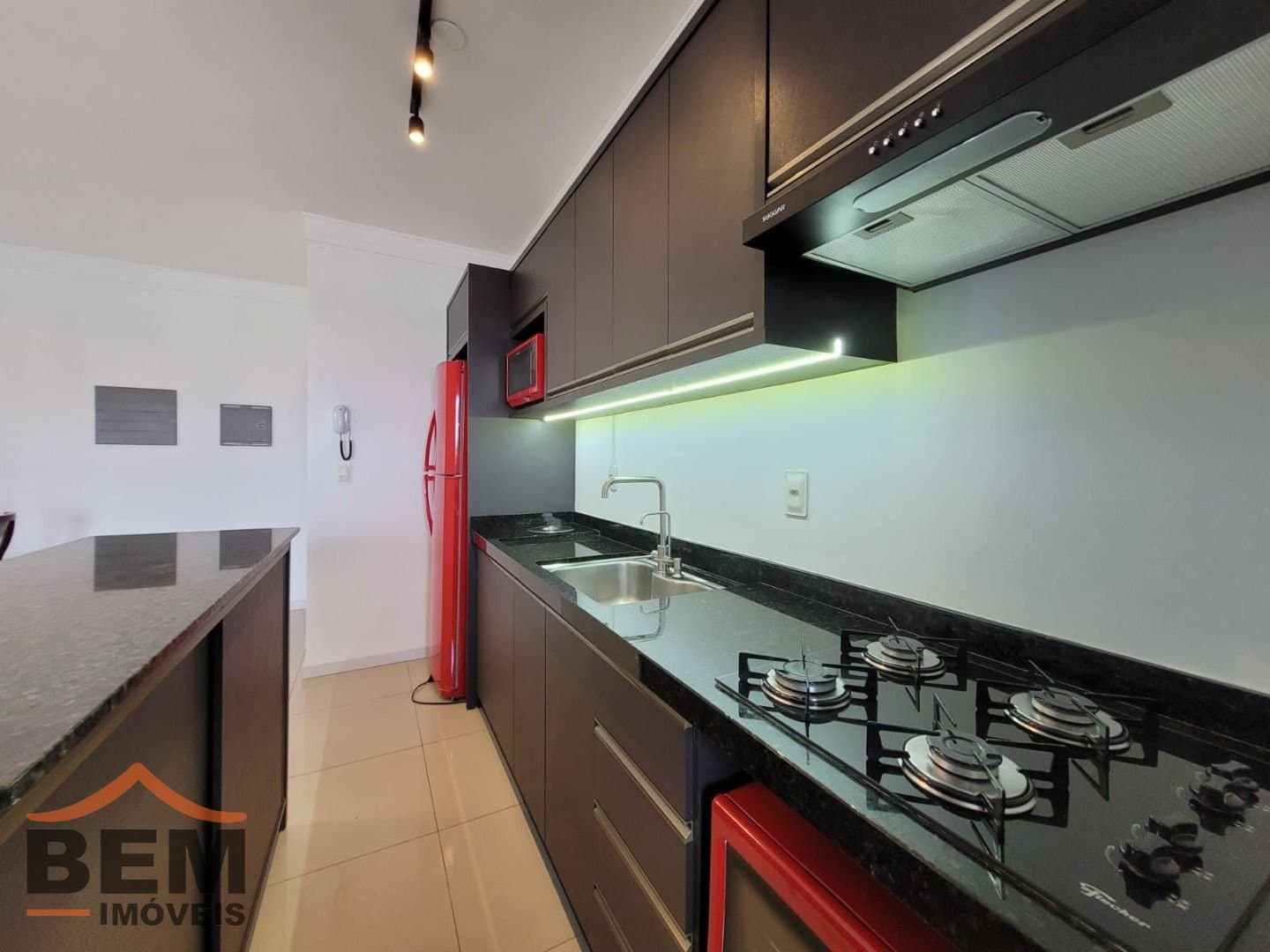 Apartamento para Locação com 2 quartos e 87m² no bairro Vila Operária, em Itajaí - SC