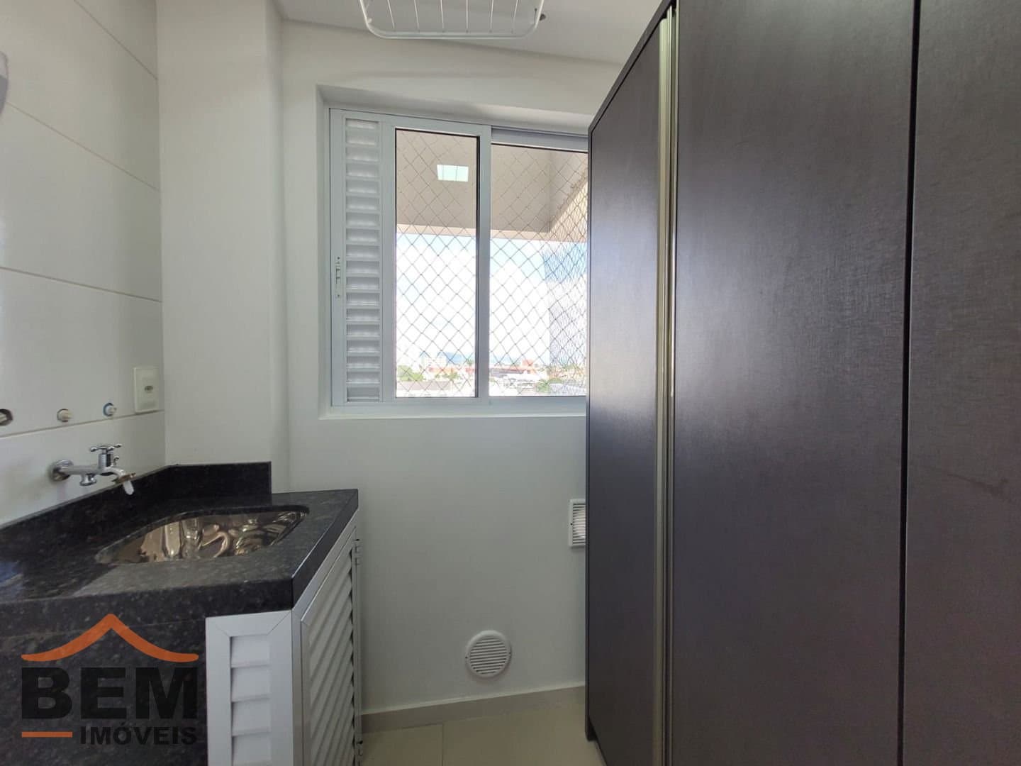 Apartamento para Locação com 2 quartos e 87m² no bairro Vila Operária, em Itajaí - SC
