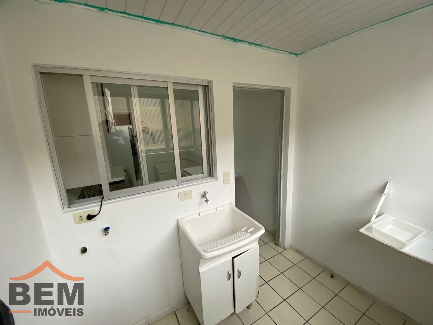 APARTAMENTO SEMI MOBILIADO PARA VENDA NO BAIRRO FAZENDA, ITAJAI - SANTA CATARINA