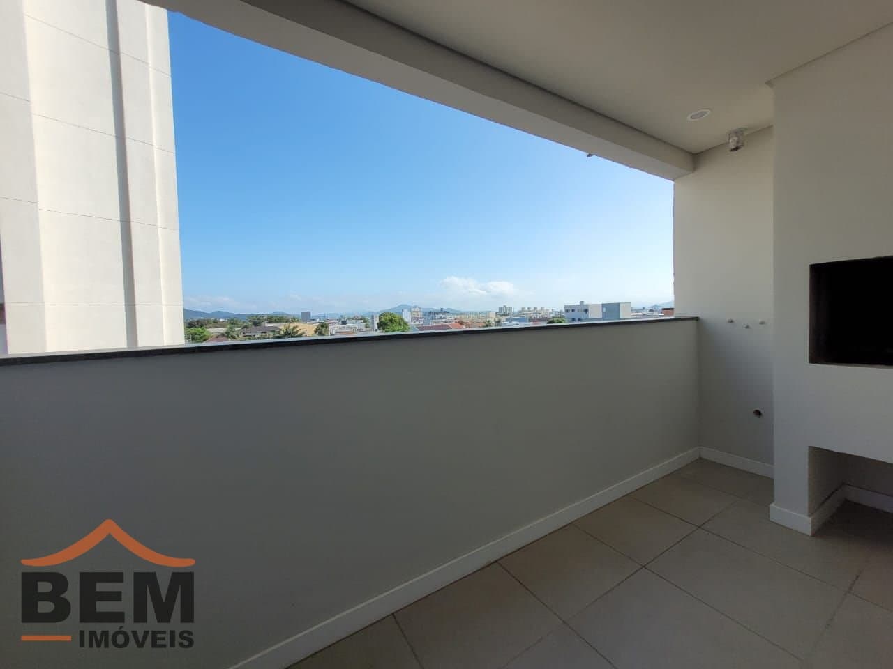 Apartamento para alugar com 2 quartos e 60 m² no bairro São Vicente, em Itajaí