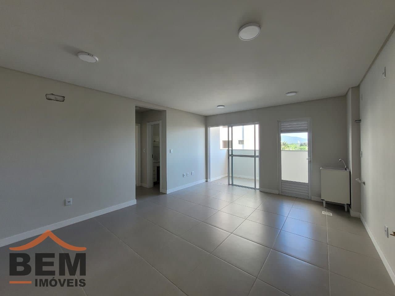 Apartamento para alugar com 2 quartos e 60 m² no bairro São Vicente, em Itajaí