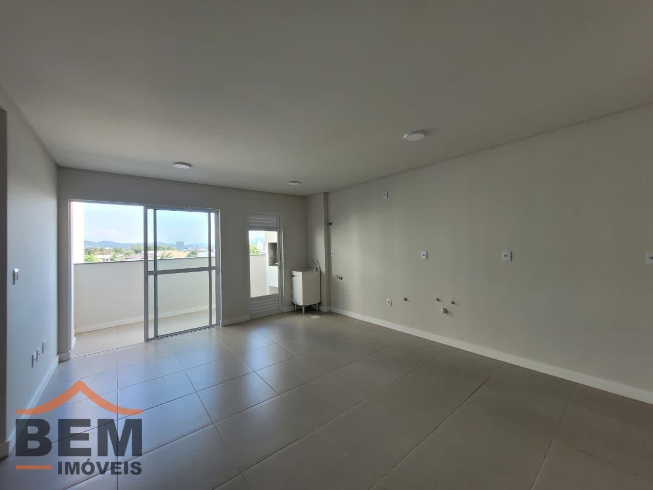 Apartamento para alugar com 2 quartos e 60 m² no bairro São Vicente, em Itajaí