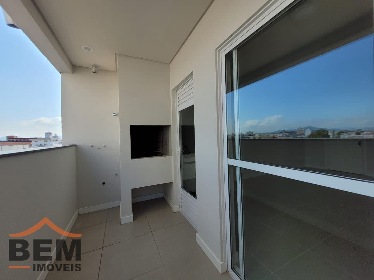 Apartamento para alugar com 2 quartos e 60 m² no bairro São Vicente, em Itajaí