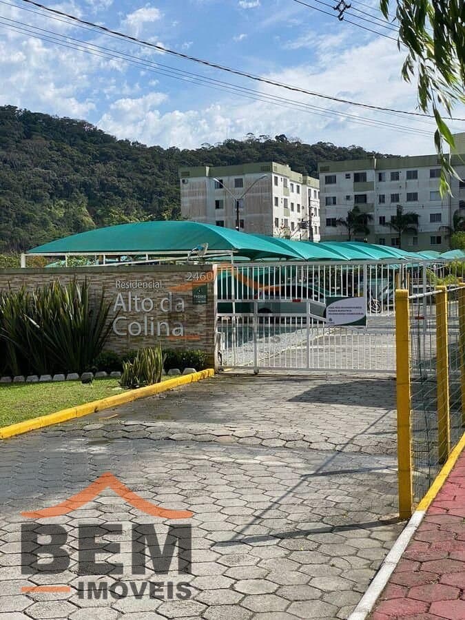 Apartamento para aluguel em Espinheiros, Itajaí