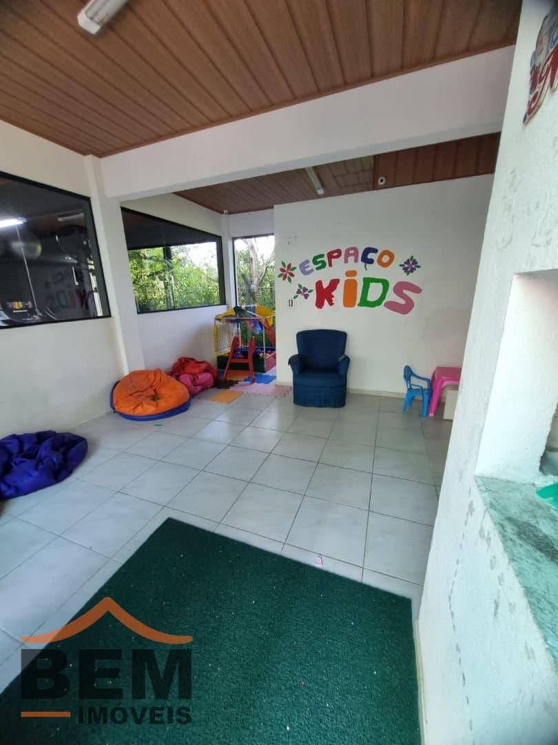Apartamento para aluguel em Espinheiros, Itajaí