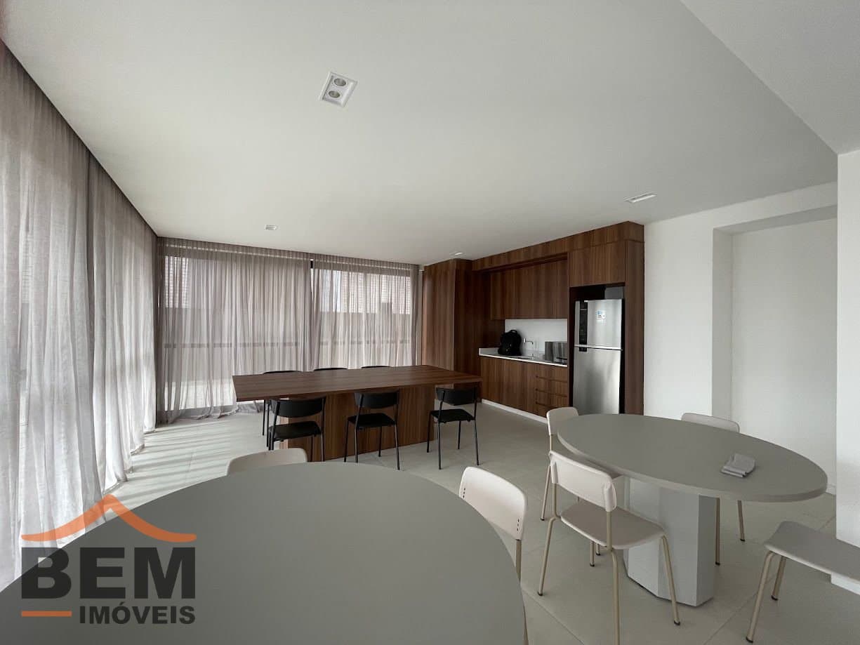 Apartamento para alugar com 1 quarto e 40 m² no Centro, em Itajaí