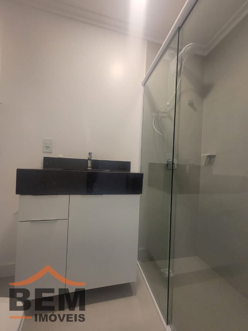 Apartamento para Locação com 2 quartos sendo 1 suíte, 1 vaga no bairro São Vicente em Itajaí/SC