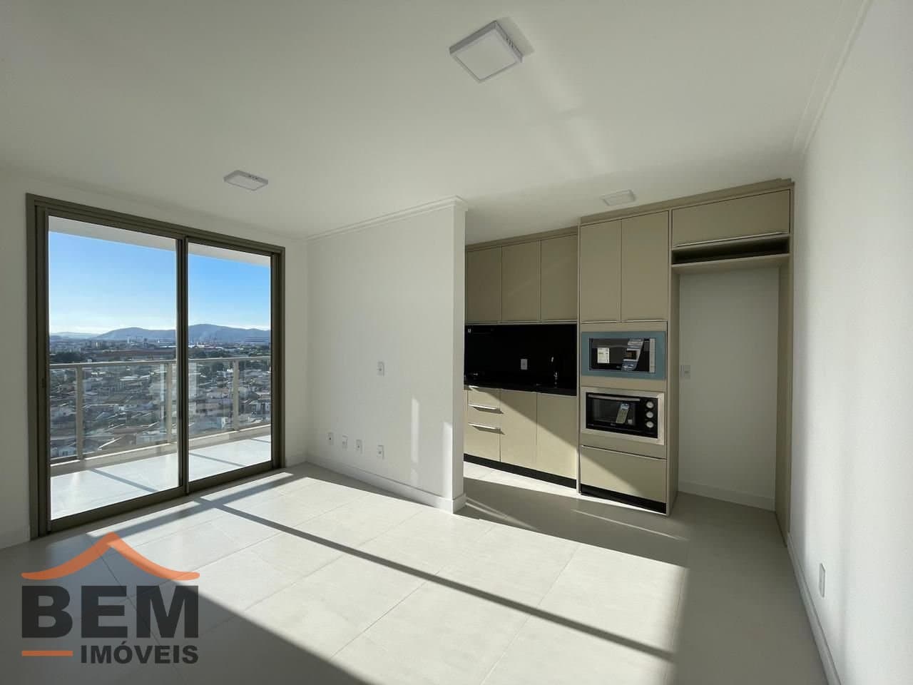 Apartamento para Locação com 2 quartos e 56m² no bairro São Vicente, em Itajaí - SC