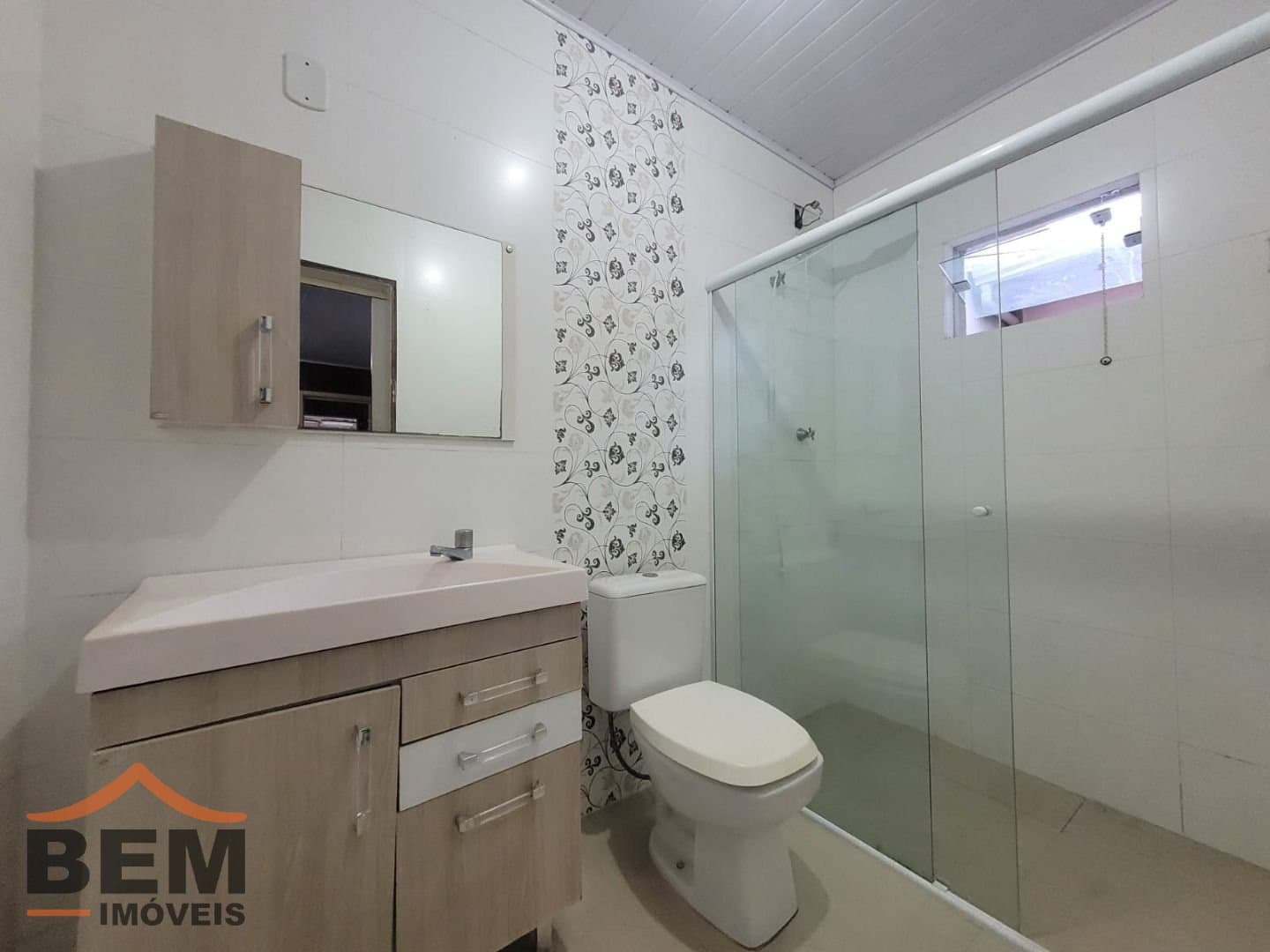 Casa para Locação com 2 quartos, 2 vagas no bairro Cidade Nova em Itajaí/SC