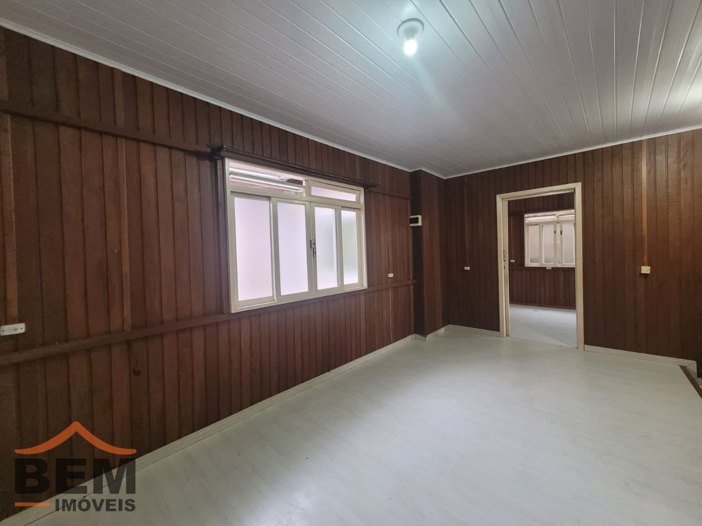 Casa para Locação com 2 quartos, 2 vagas no bairro Cidade Nova em Itajaí/SC