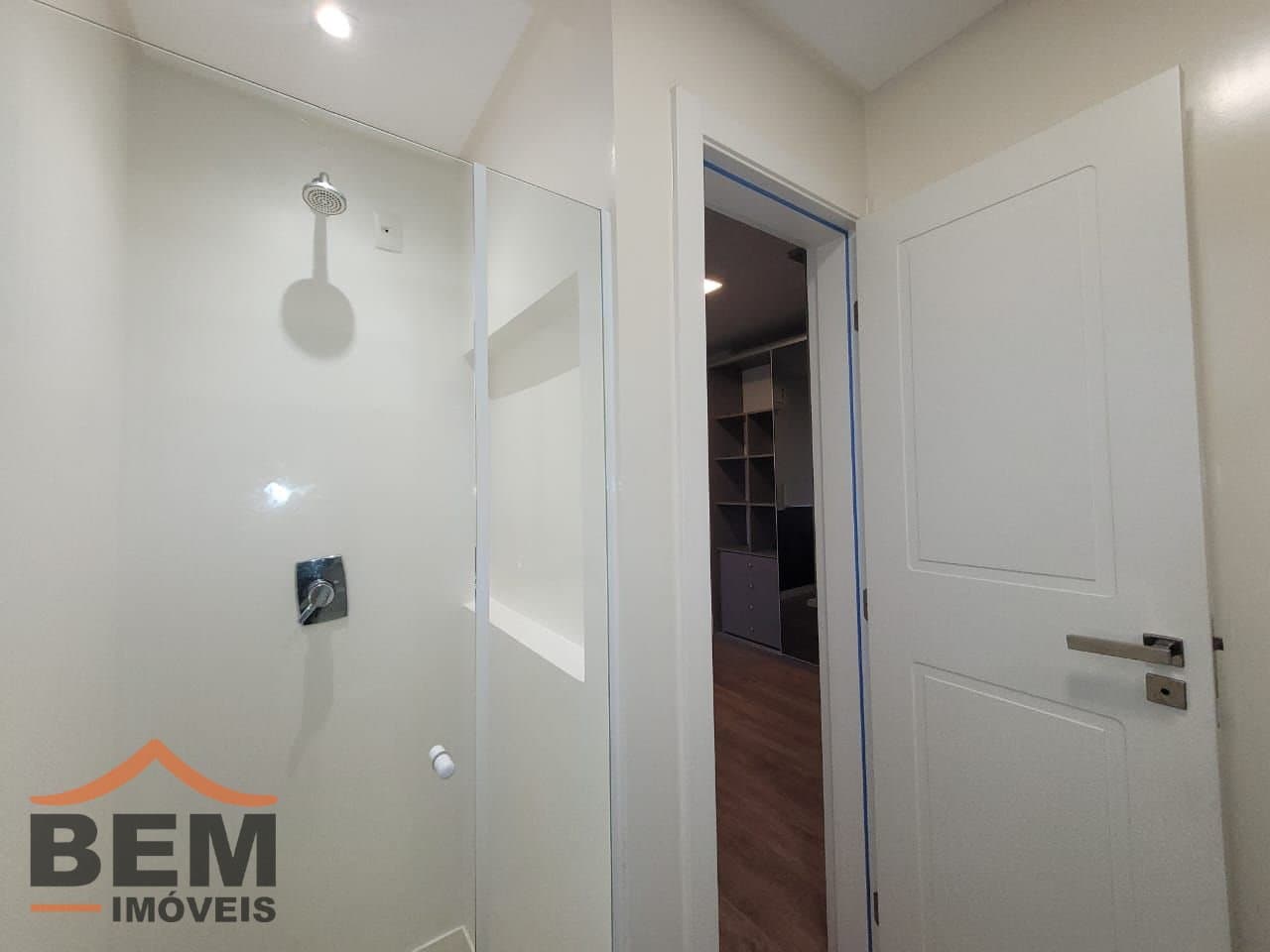 Apartamento para Locação com 2 quartos e 110m² no bairro São Judas, em Itajaí - SC
