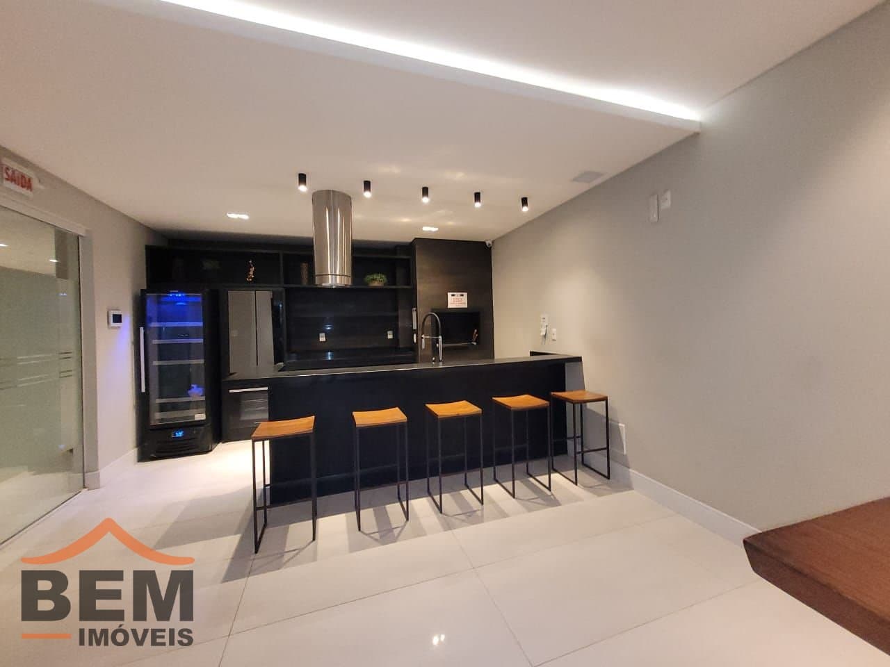 Apartamento para Locação com 2 quartos e 110m² no bairro São Judas, em Itajaí - SC