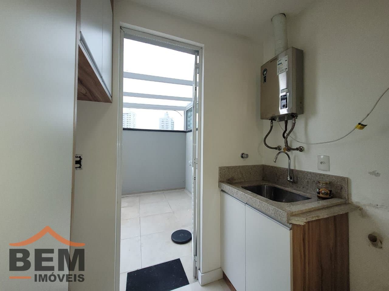Apartamento para Locação com 2 quartos e 110m² no bairro São Judas, em Itajaí - SC