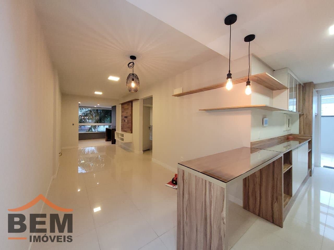 Apartamento para Locação com 2 quartos e 110m² no bairro São Judas, em Itajaí - SC