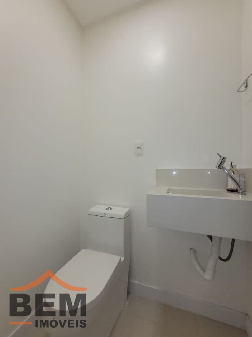 Apartamento para Locação com 2 quartos e 110m² no bairro São Judas, em Itajaí - SC