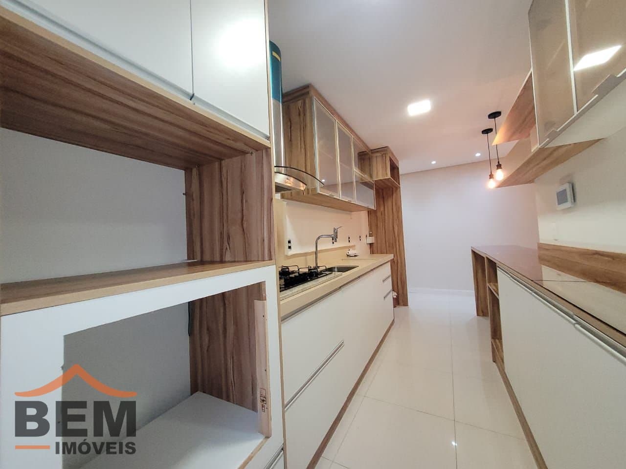 Apartamento para Locação com 2 quartos e 110m² no bairro São Judas, em Itajaí - SC