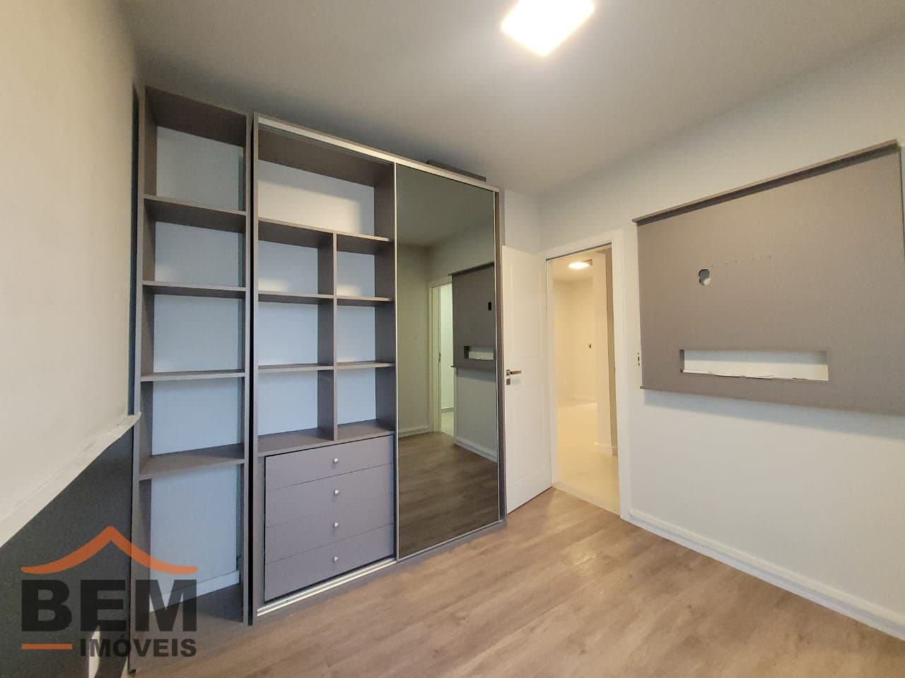 Apartamento para Locação com 2 quartos e 110m² no bairro São Judas, em Itajaí - SC