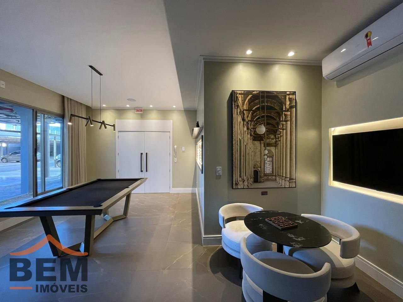 Apartamento com 3 dormitórios para aluguel no São Vicente