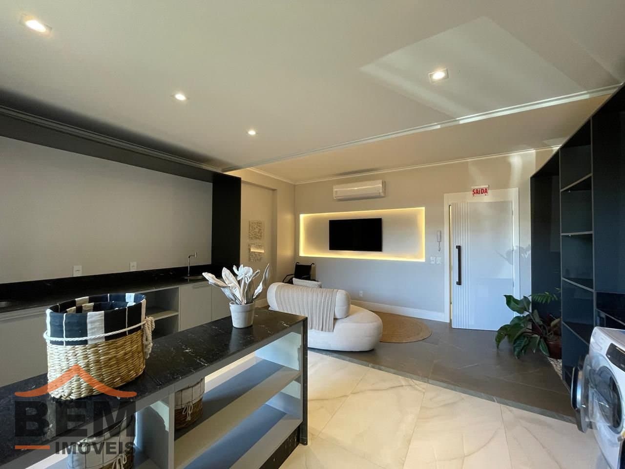 Apartamento com 3 dormitórios para aluguel no São Vicente