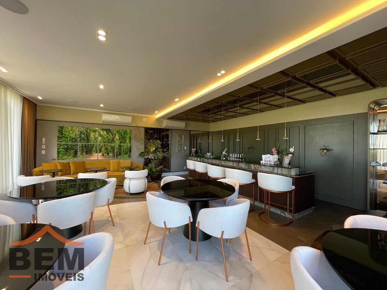 Apartamento com 3 dormitórios para aluguel no São Vicente
