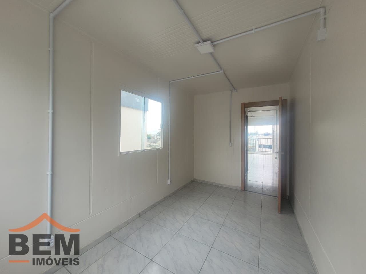 Kitnet para Locação com 1 quarto, 1 vaga no bairro São Vicente em Itajaí/SC