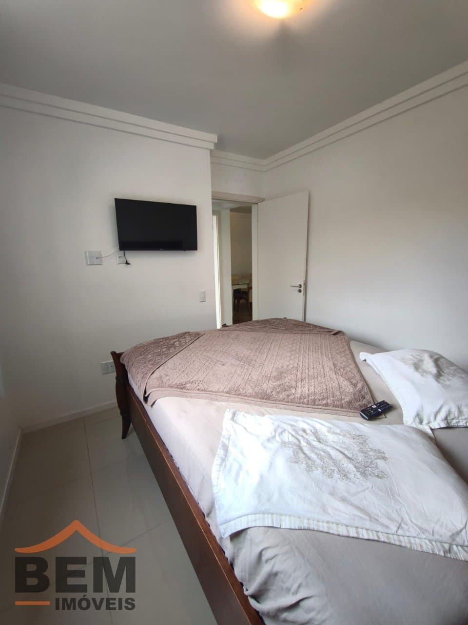 Apartamento à Venda com 2 quartos, 1 vaga no bairro Municipios em Balneário Camboriú/SC