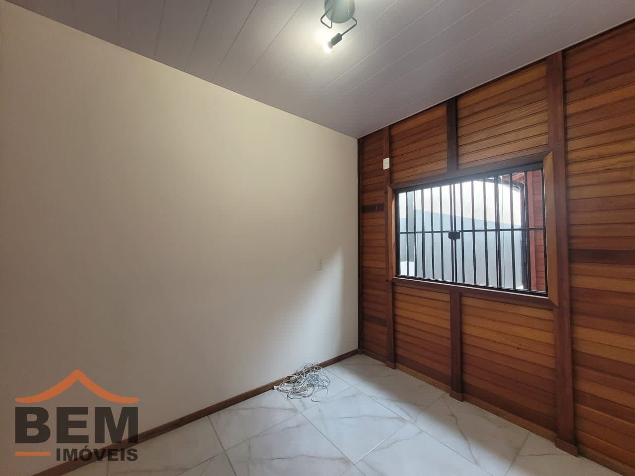 Casa para Locação com 2 quartos e 40m² no bairro Centro, em Itajaí - SC