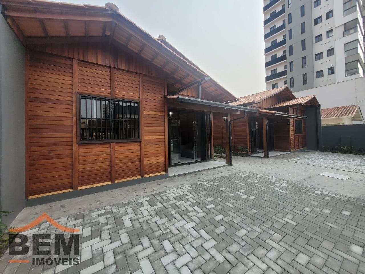 Casa para Locação com 2 quartos e 40m² no bairro Centro, em Itajaí - SC