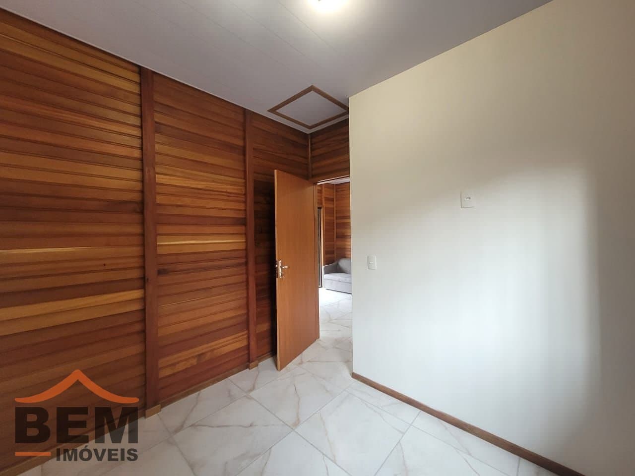 Casa para Locação com 2 quartos, 1 vaga no bairro Centro em Itajaí/SC