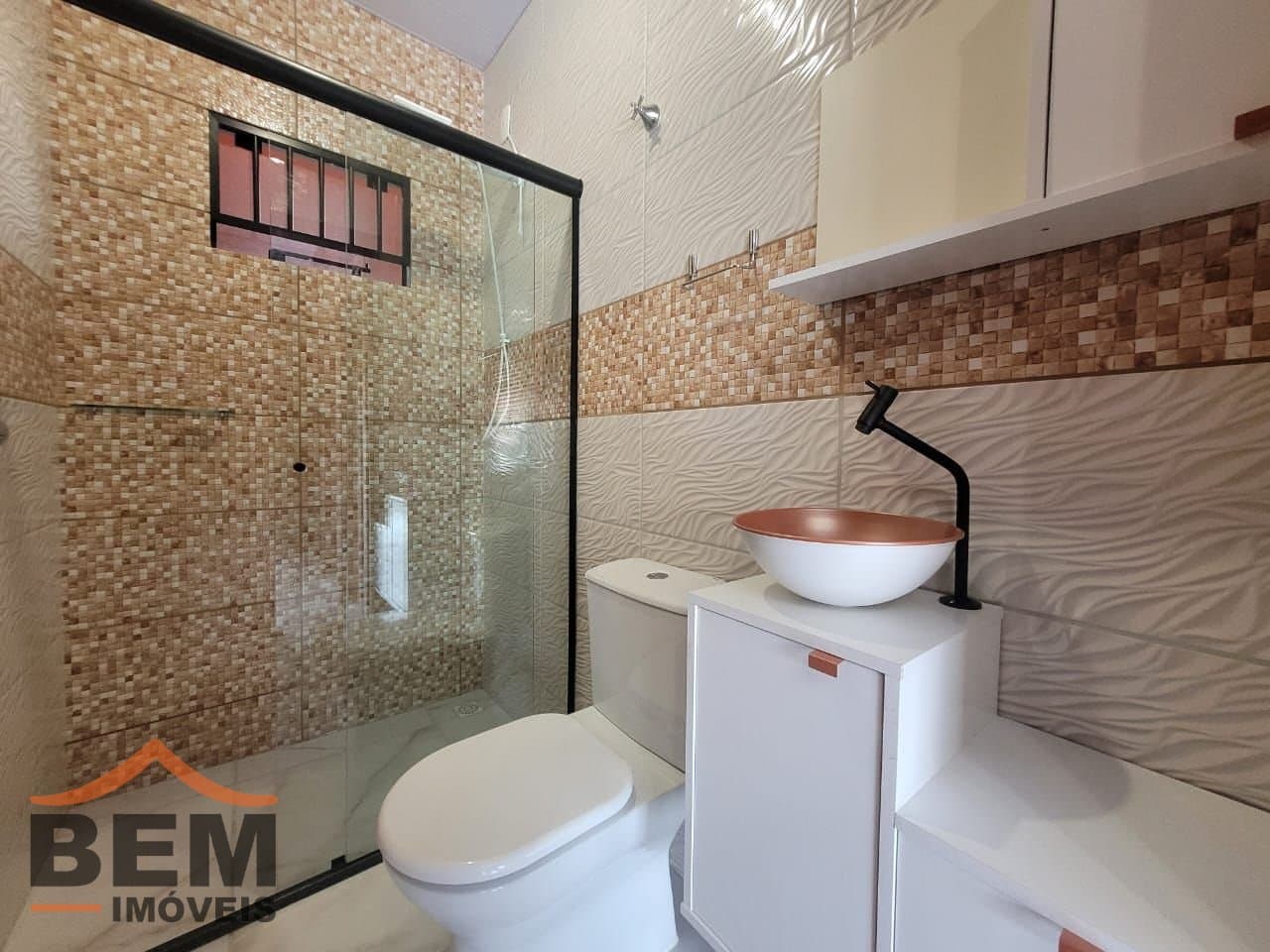 Casa para Locação com 2 quartos, 1 vaga no bairro Centro em Itajaí/SC