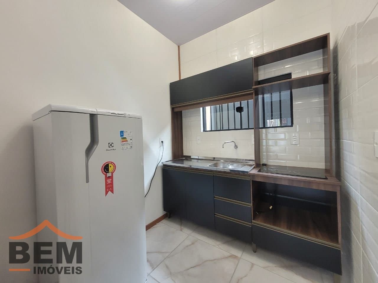 Casa para Locação com 2 quartos, 1 vaga no bairro Centro em Itajaí/SC