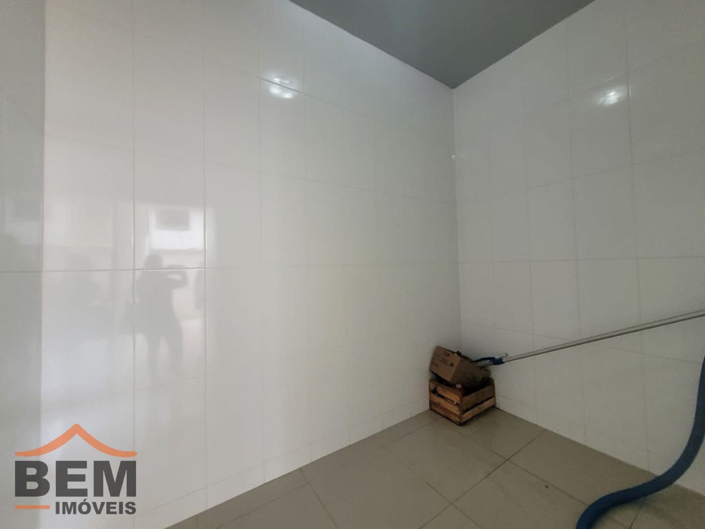 Casa para Locação com 2 quartos sendo 2 suítes, 2 vagas no bairro São João em Itajaí/SC