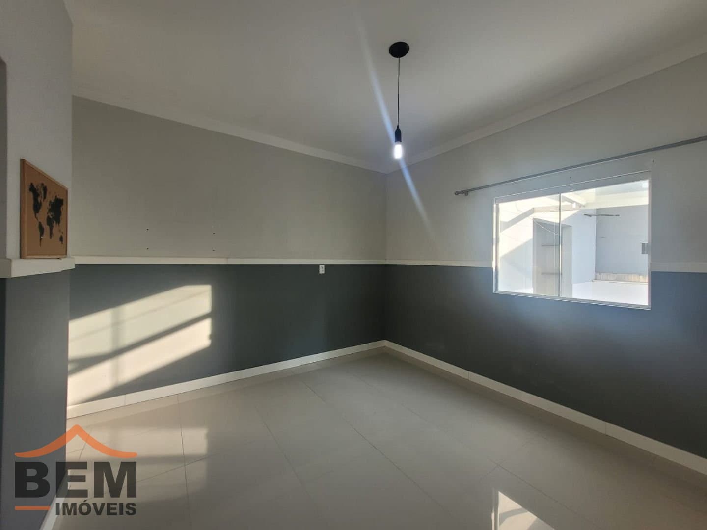 Casa para Locação com 2 quartos sendo 2 suítes, 2 vagas no bairro São João em Itajaí/SC