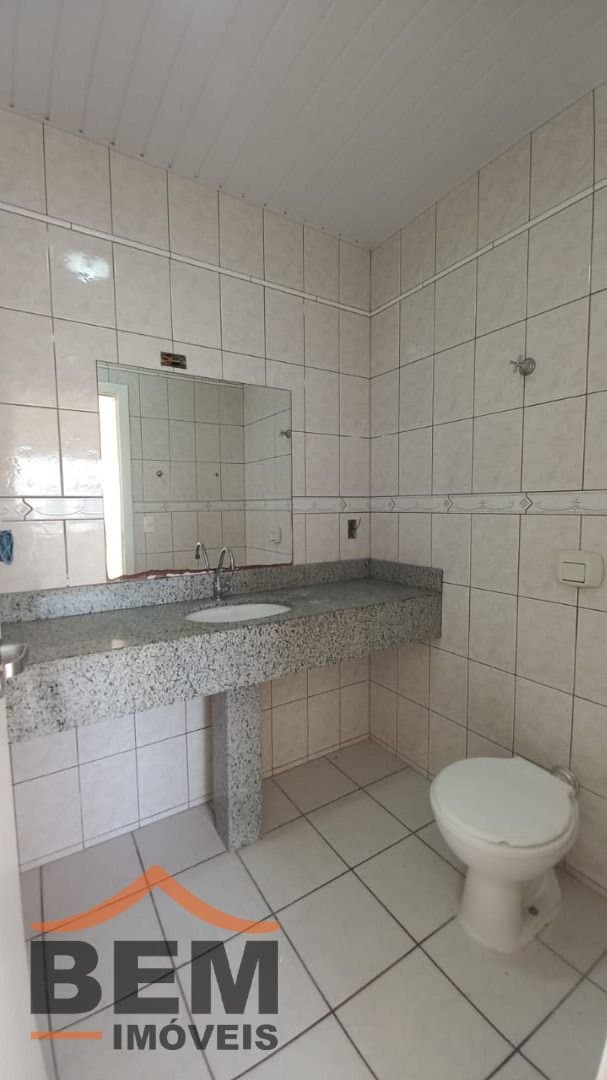 Apartamento para Locação com 3 quartos e 100m² no bairro Centro, em Itajaí - SC