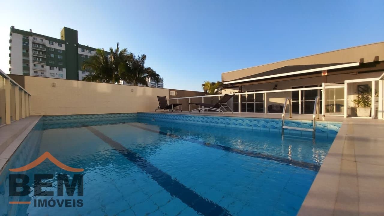 Apartamento para Locação com 3 quartos e 100m² no bairro Centro, em Itajaí - SC