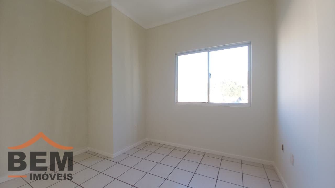 Apartamento para Locação com 3 quartos e 100m² no bairro Centro, em Itajaí - SC