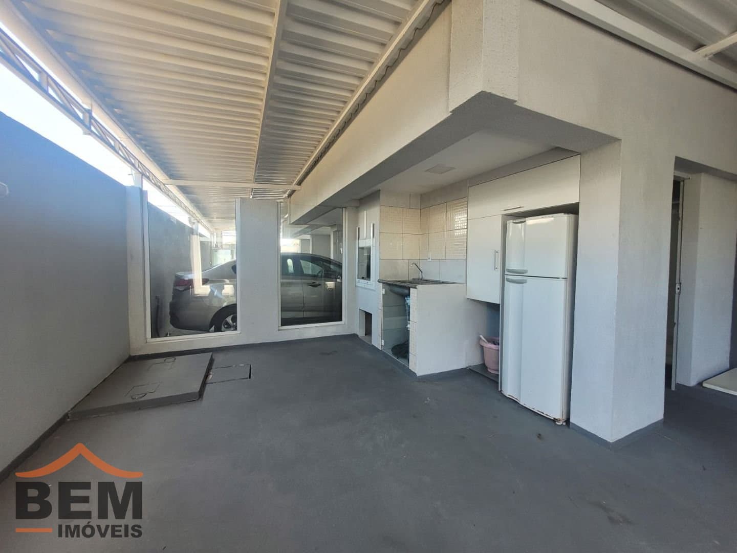 Apartamento para Locação com 2 quartos sendo 1 suíte, 1 vaga no bairro São Vicente em Itajaí/SC