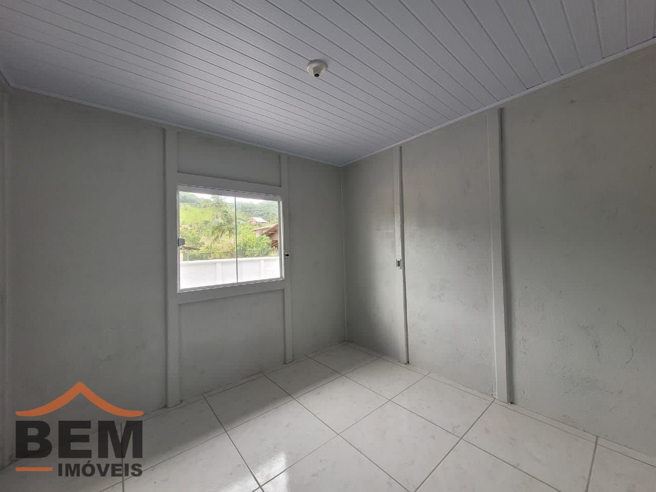 Casa para Locação com 2 quartos, 1 vaga no bairro Baia em Itajaí/SC