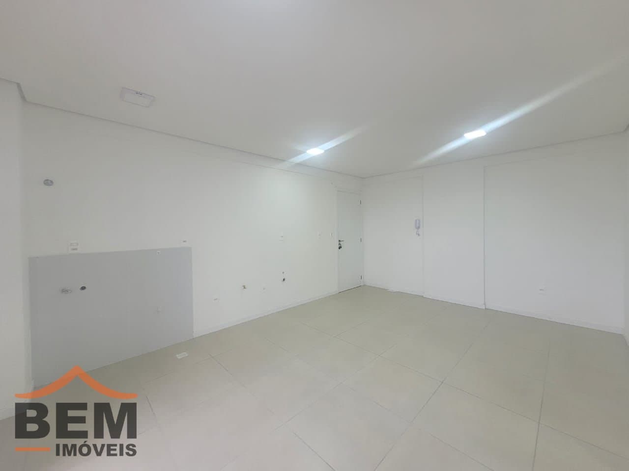 Apartamento para Locação com 2 quartos, 1 vaga no bairro São Vicente em Itajaí/SC